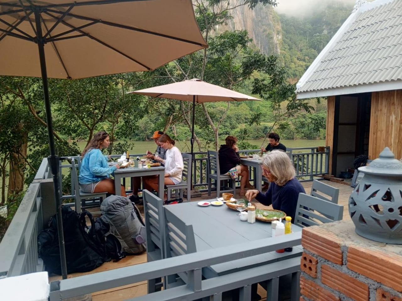 Dokchampa River View Villa Nongkhiaw Buitenkant foto